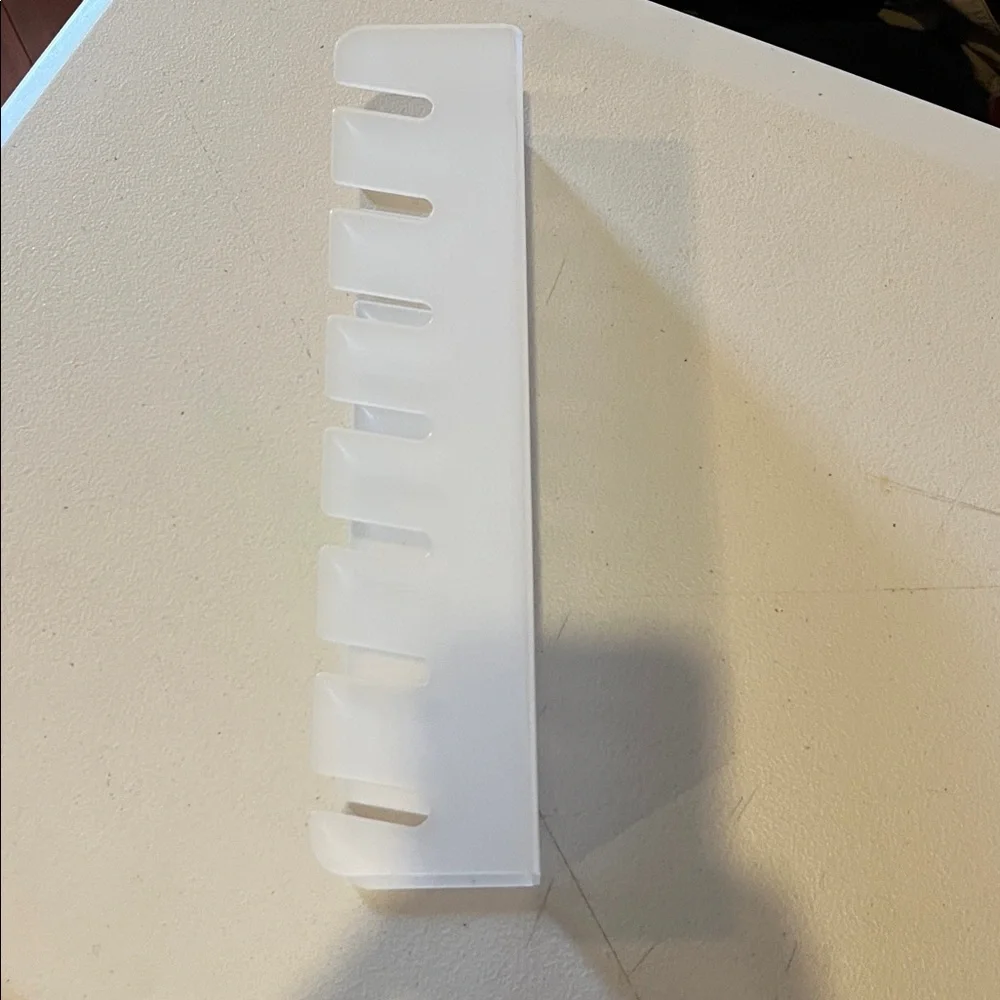 White Plastic Cap Organizer Divider new